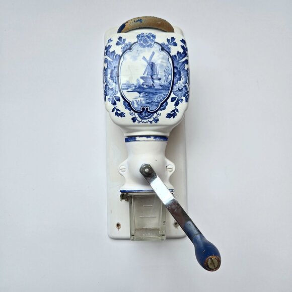 Vintage De Ve HOLLAND Wall Mount Coffee Grinder Blue Delft Windmill | Dutch - Picture 1 of 17